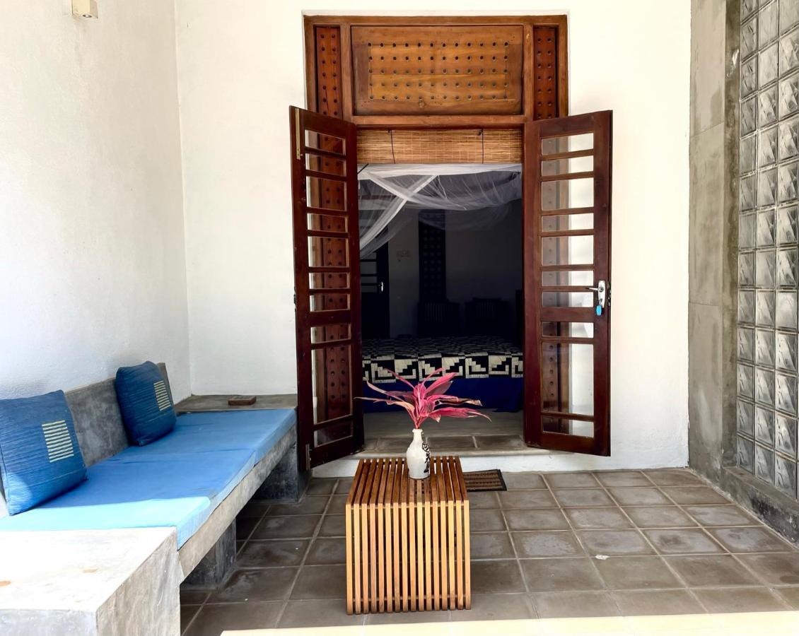 Isana Beach House Тангалла Экстерьер фото