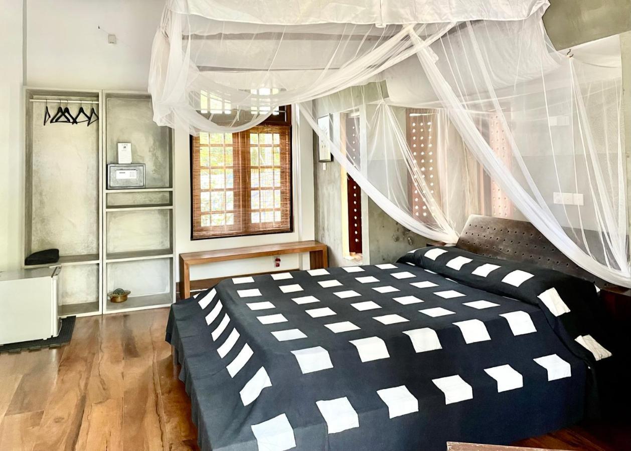 Isana Beach House Тангалла Экстерьер фото
