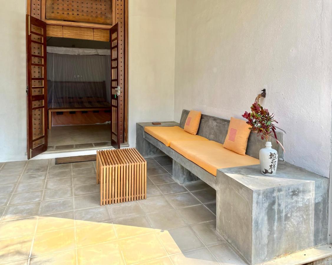 Isana Beach House Тангалла Экстерьер фото