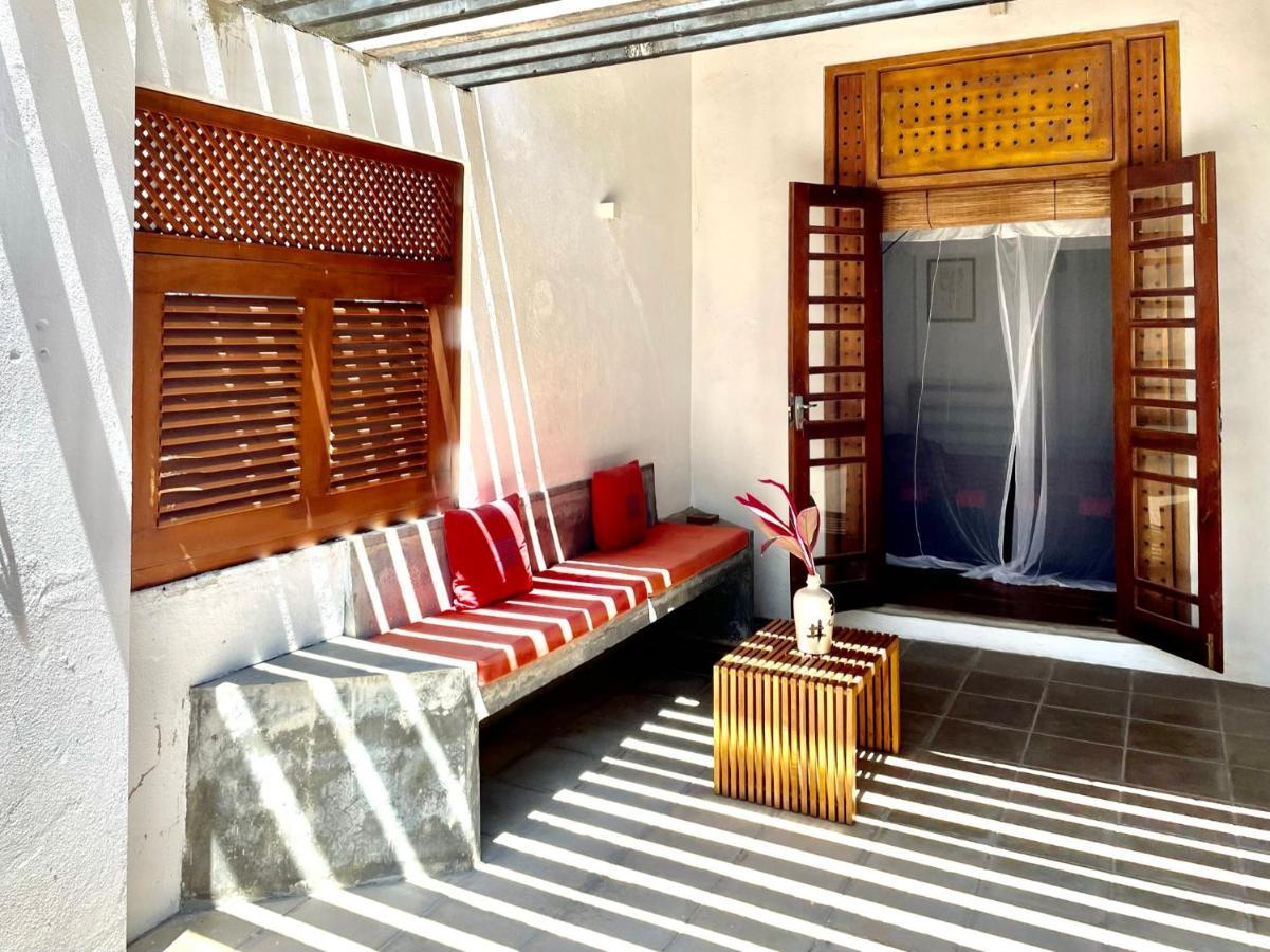 Isana Beach House Тангалла Экстерьер фото