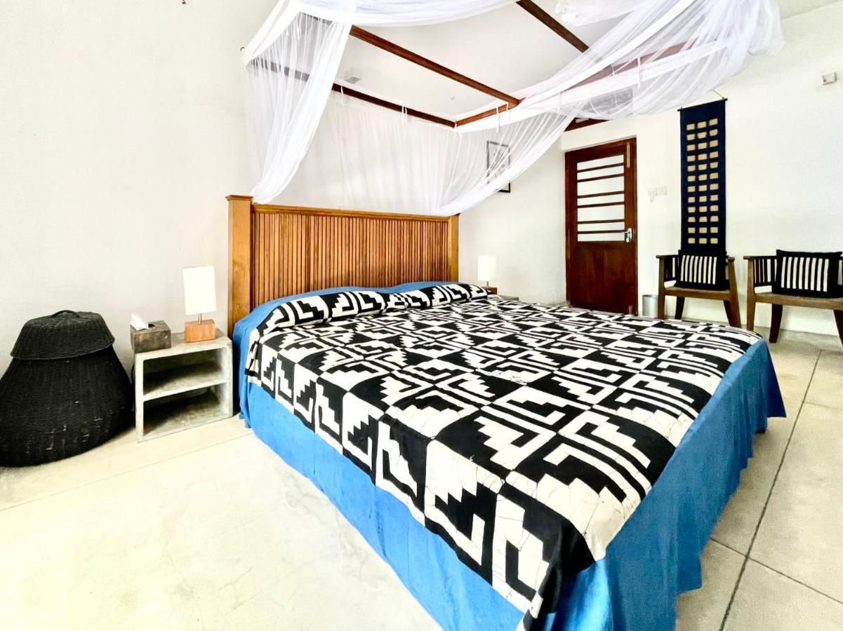 Isana Beach House Тангалла Экстерьер фото