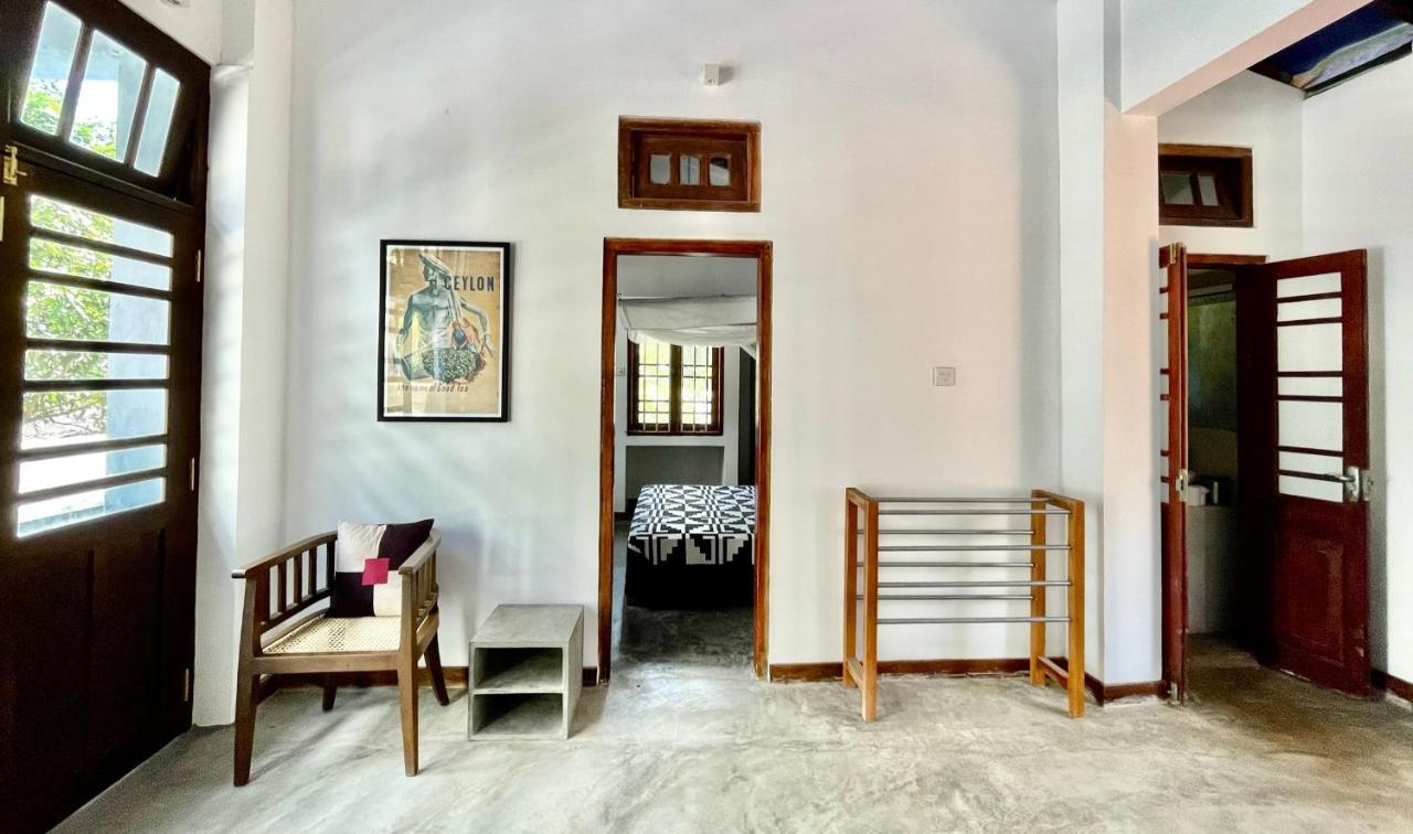 Isana Beach House Тангалла Экстерьер фото