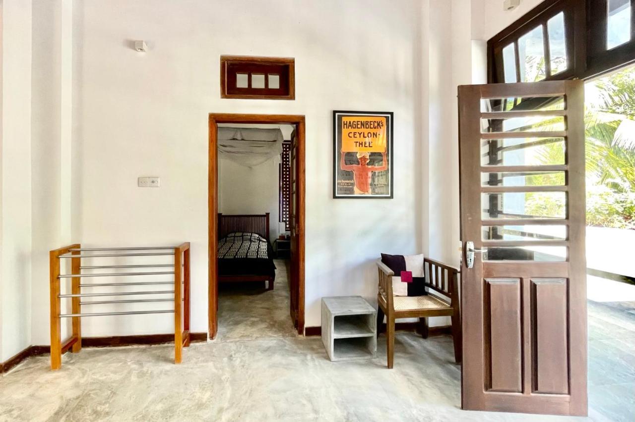 Isana Beach House Тангалла Экстерьер фото
