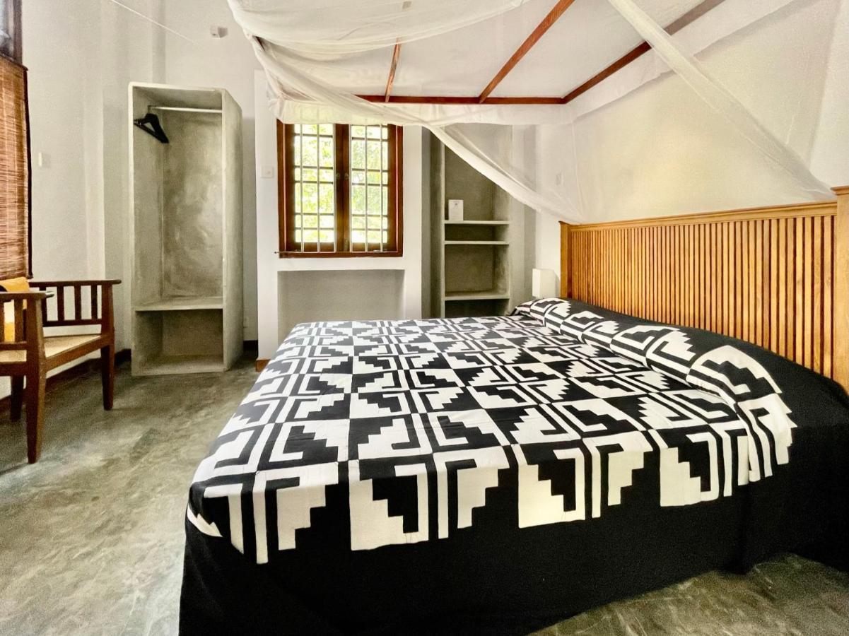 Isana Beach House Тангалла Экстерьер фото