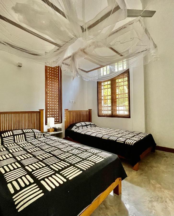 Isana Beach House Тангалла Экстерьер фото