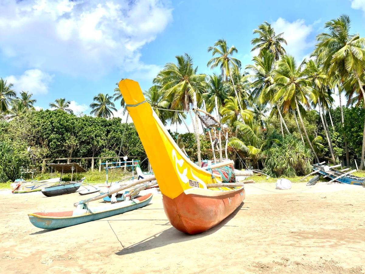 Isana Beach House Тангалла Экстерьер фото