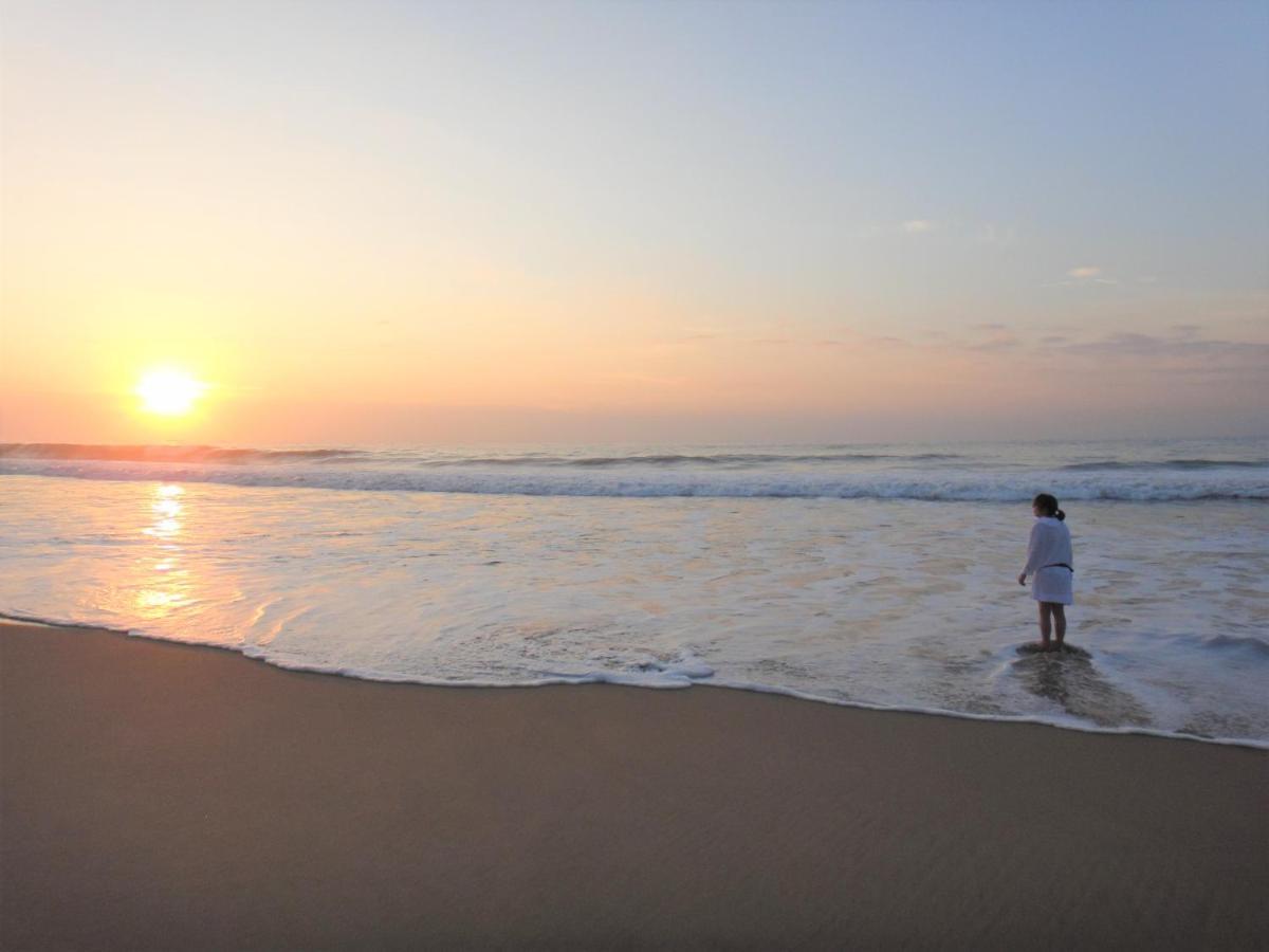 Isana Beach House Тангалла Экстерьер фото