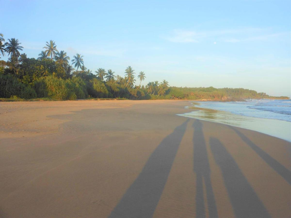 Isana Beach House Тангалла Экстерьер фото